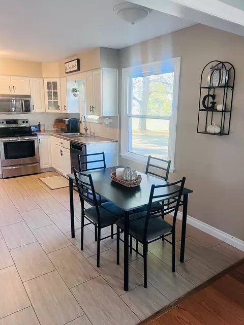 Kitchen - 2315 E Riv, Mount Pleasant, MI 48858 photo 8 of 8