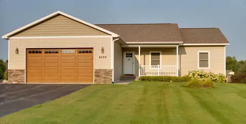 4595 Fairway, Traverse City, MI 49685