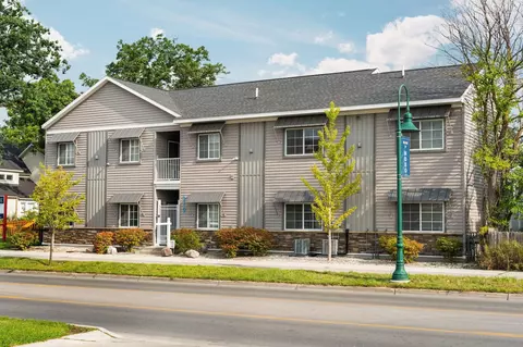 619 Eighth #6, Traverse City, MI 49686 photo 2