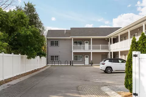 619 Eighth #6, Traverse City, MI 49686 photo 16