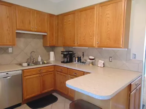 Kitchen - 727 Wright, Alma, MI 48801 photo 1 of 3