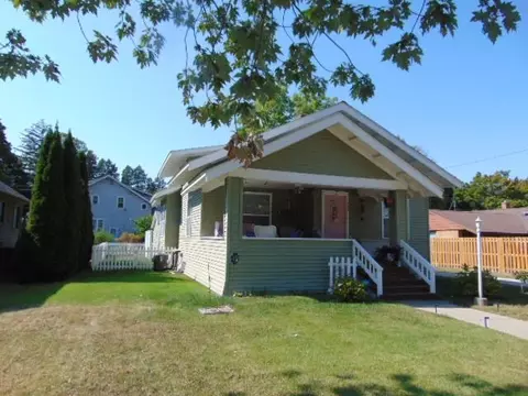 Exterior - 727 Wright, Alma, MI 48801 photo 1 of 7