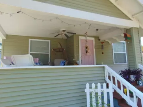 Exterior - 727 Wright, Alma, MI 48801 photo 5 of 7