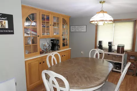 Dining - 10351 E Wing, Shepherd, MI 48883 photo 2 of 2