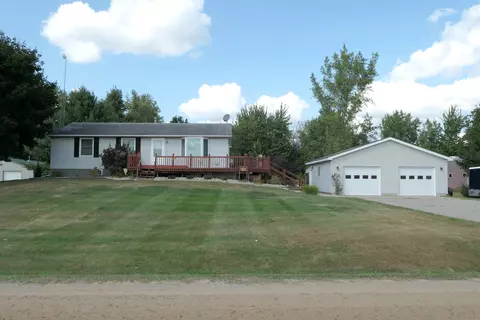 10351 E Wing, Shepherd, MI 48883