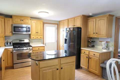 Kitchen - 10351 E Wing, Shepherd, MI 48883 photo 2 of 5