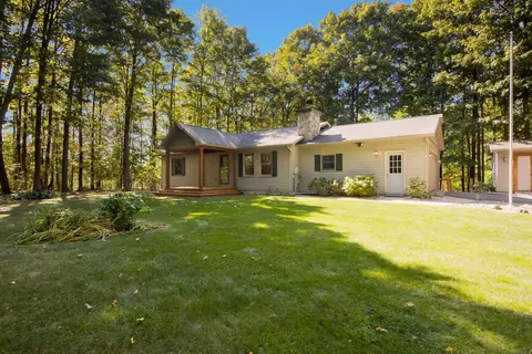 1687 Rasho, Traverse City, MI 49696