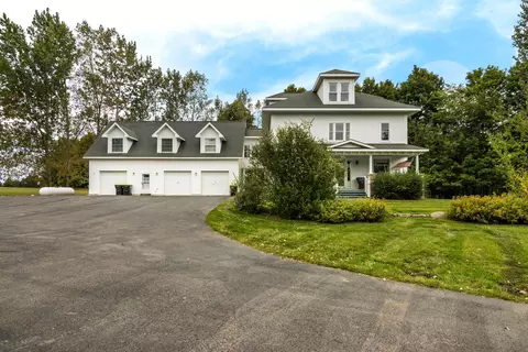 5721 Broomhead, Williamsburg, MI 49690