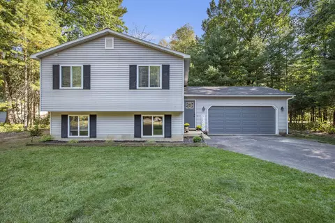 875 Lodge, Interlochen, MI 49643