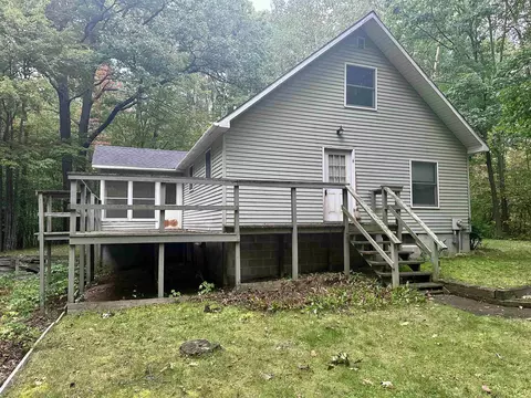 6770 W Vernon, Weidman, MI 48893