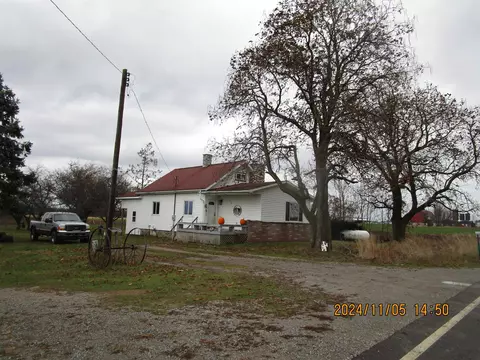 Exterior - 4235 W Whitman, Au Gres, MI 48703 photo 2 of 12