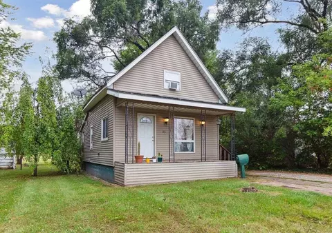 133 Carolina, Alma, MI 48801