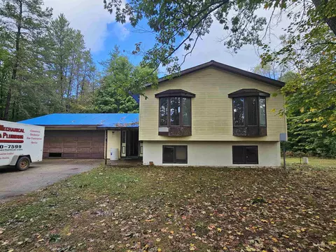 1805 E 34, Cadillac, MI 49601