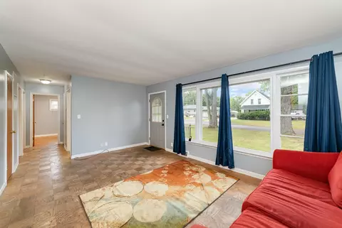 Living - 116 Williamette, Alma, MI 48801 photo 3 of 3