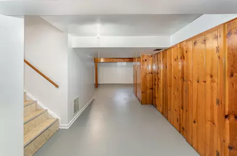 Entry Way - 116 Williamette, Alma, MI 48801 photo 1 of 1