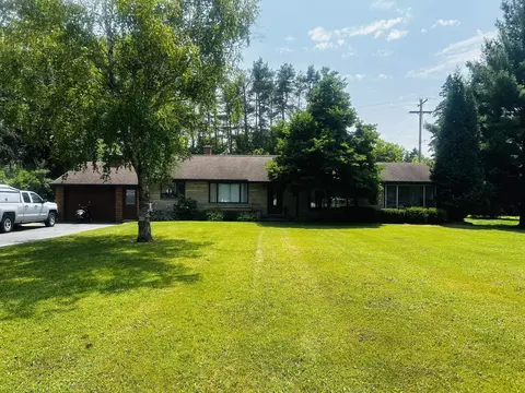 706 E Cedar, Standish, MI 48658 photo 4