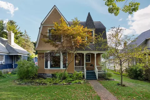 529 Fifth, Traverse City, MI 49684