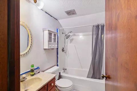 620 S Bliss, Sumner, MI 48889 photo 24