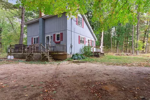 620 S Bliss, Sumner, MI 48889 photo 2