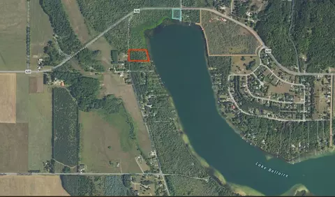 V/l Clam Lake, Bellaire, MI 49615