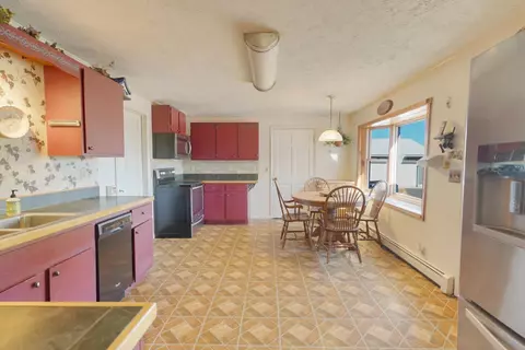 Kitchen - 4131 E Alpine, Cedar, MI 49621 photo 3 of 4