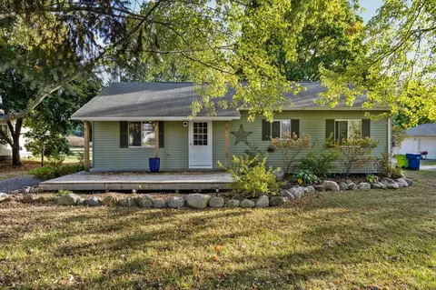 5249 W Mobile, Traverse City, MI 49685