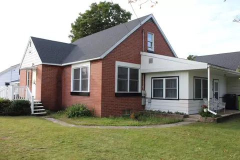 Exterior - 321 E Maple, Mcbain, MI 49657 photo 2 of 5