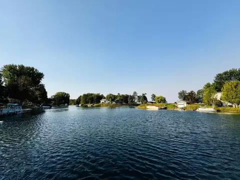 E Harbor, Elk Rapids, MI 49629 photo 18