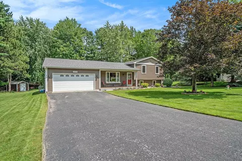 3234 English Woods, Traverse City, MI 49686
