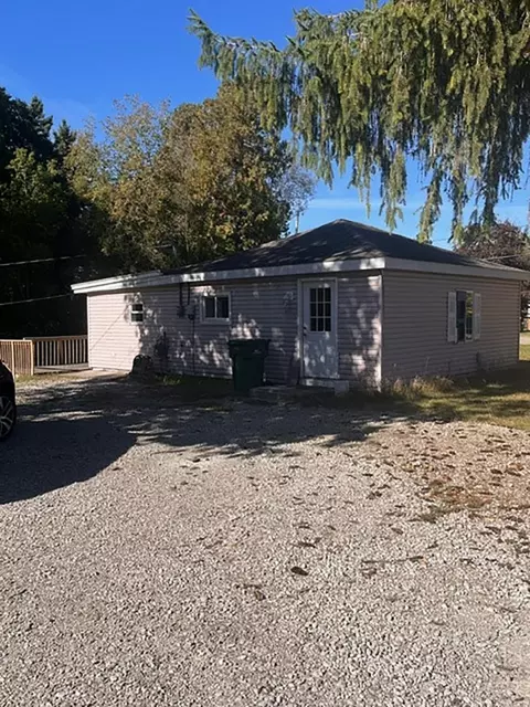 1010 W 1st, Tawas City, MI 48763