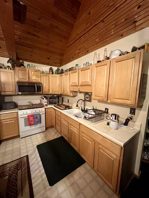 8410 E Pierce, Ithaca, MI 48847 photo 13