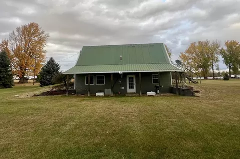 8410 E Pierce, Ithaca, MI 48847
