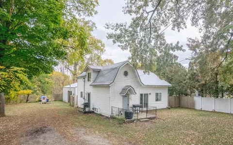 6486 River, Riverdale, MI 48877
