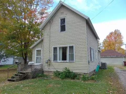 729 E Newark, Ithaca, MI 48847