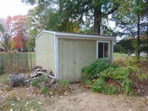 729 E Newark, Ithaca, MI 48847 photo 7