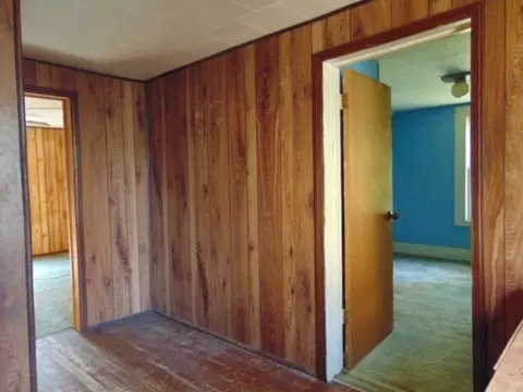 729 E Newark, Ithaca, MI 48847 photo 24