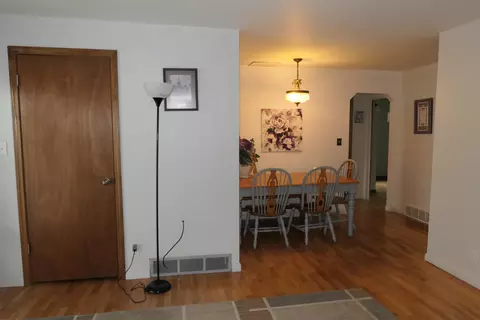 619 Emerson, Ithaca, MI 48847 photo 5
