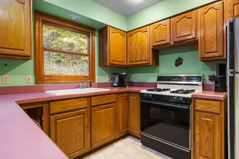 Kitchen - 1075 E Sleights, Traverse City, MI 49696 photo 4 of 4