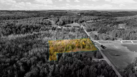 00 W Third, Northport, MI 49670