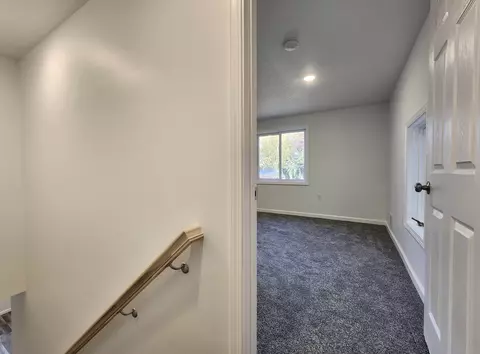 Entry Way - 724 E North, Ithaca, MI 48847 photo 3 of 3