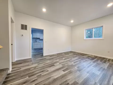 Living - 724 E North, Ithaca, MI 48847 photo 2 of 3