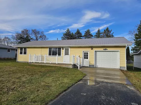 214 W Victoria, Hale, MI 48739