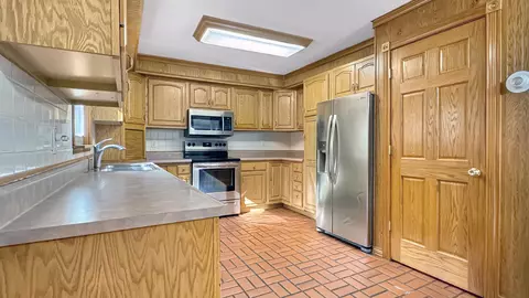 Kitchen - 580 E 32, Boon, MI 49618 photo 3 of 4