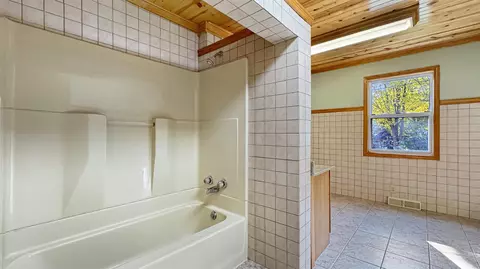Bath - 580 E 32, Boon, MI 49618 photo 2 of 4