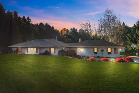 214 Blossom, Cadillac, MI 49601
