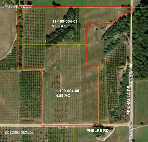 000 Phelps, Traverse City, MI 49686
