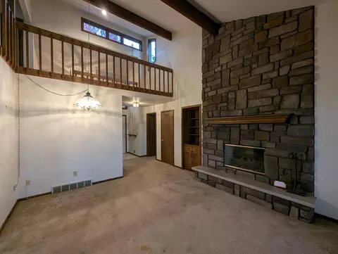 Living - 3600 E Michigan, Au Gres, MI 48703 photo 5 of 11