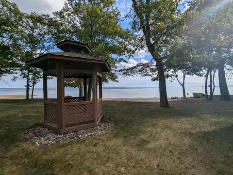 View/Area - 3600 E Michigan, Au Gres, MI 48703 photo 3 of 3