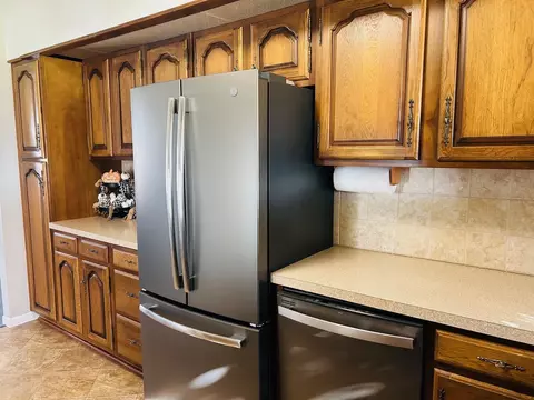 Kitchen - 7405 E Fremont, Shepherd, MI 48883 photo 2 of 5