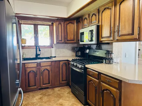 Kitchen - 7405 E Fremont, Shepherd, MI 48883 photo 5 of 5